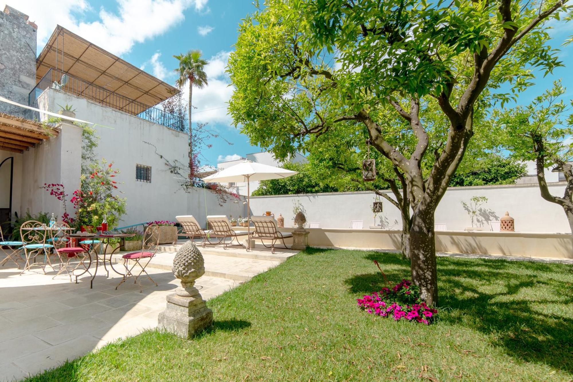 ジュルディニャーノ Palazzo Angelica - Luxury Retreat Otranto Bed & Breakfast エクステリア 写真