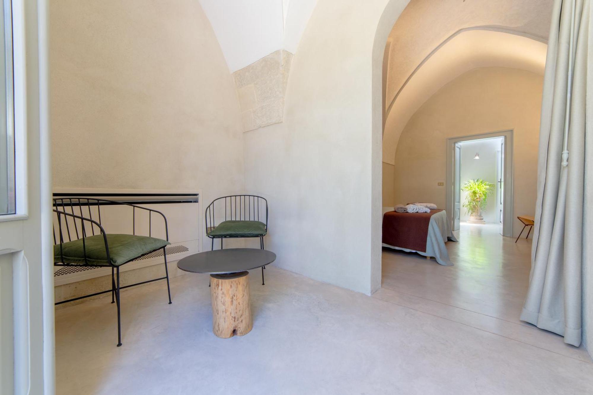 ジュルディニャーノ Palazzo Angelica - Luxury Retreat Otranto Bed & Breakfast エクステリア 写真