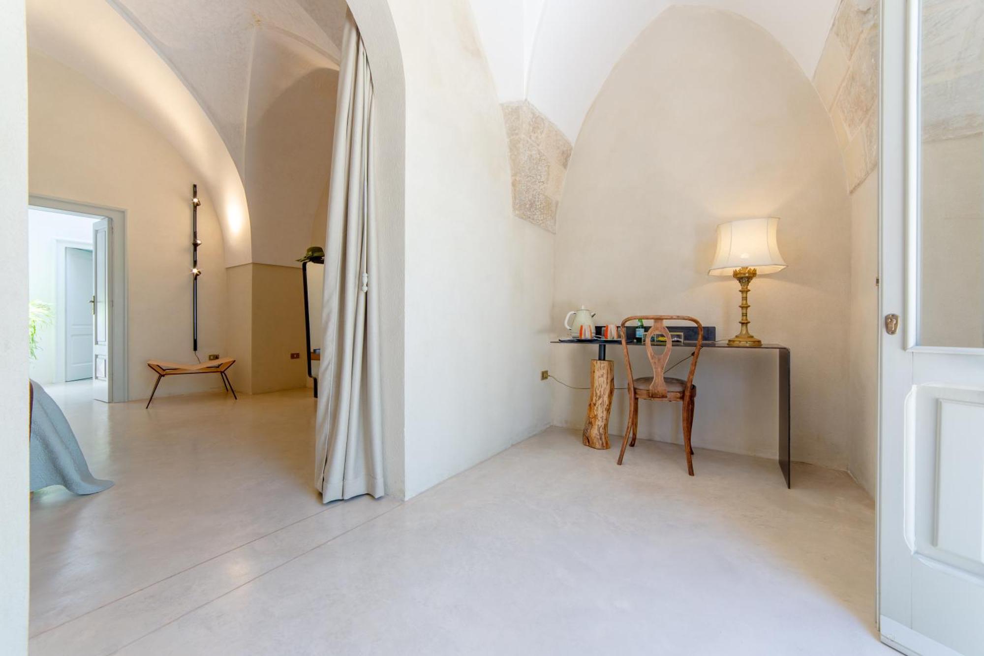 ジュルディニャーノ Palazzo Angelica - Luxury Retreat Otranto Bed & Breakfast エクステリア 写真