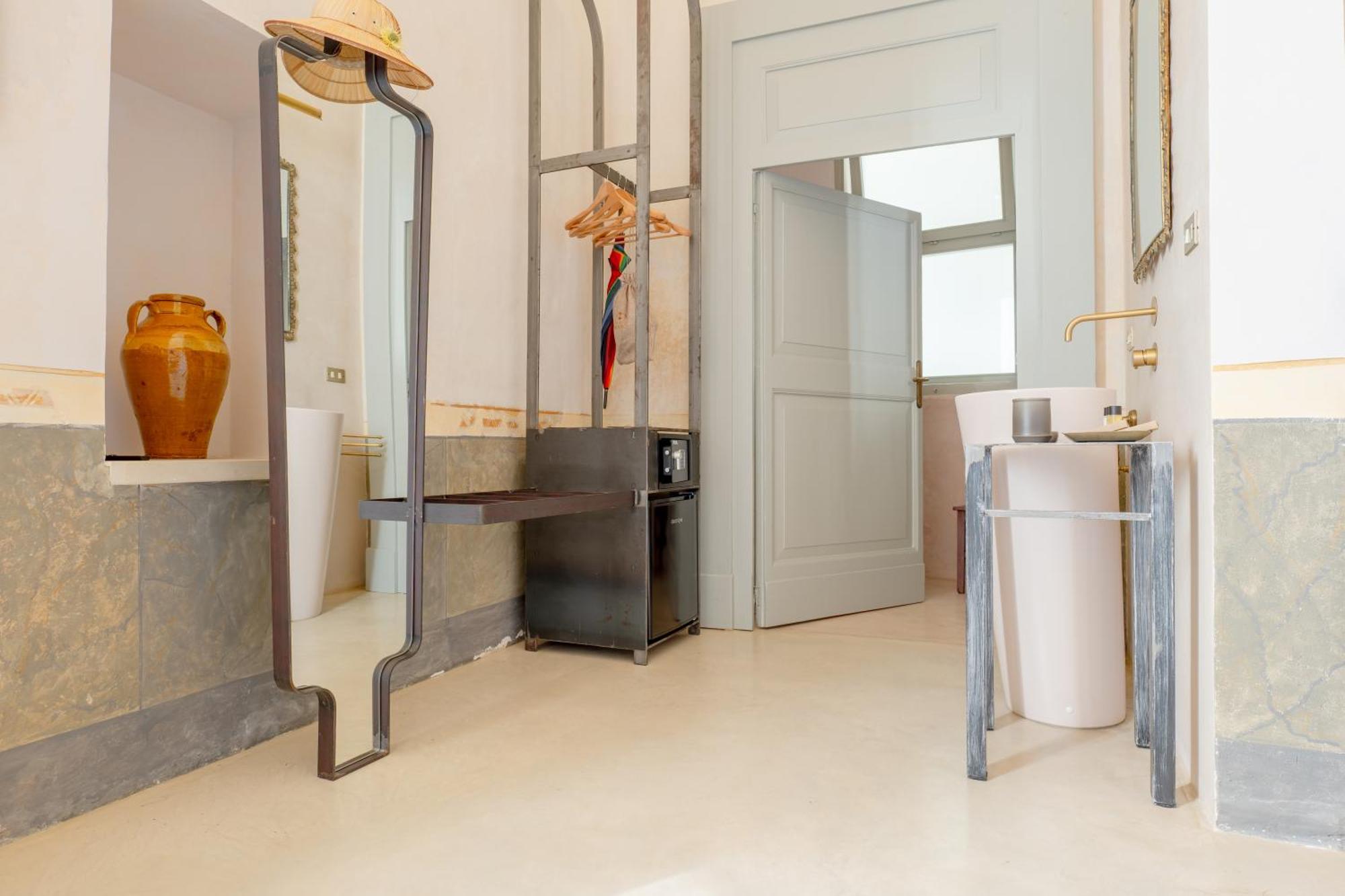 ジュルディニャーノ Palazzo Angelica - Luxury Retreat Otranto Bed & Breakfast エクステリア 写真